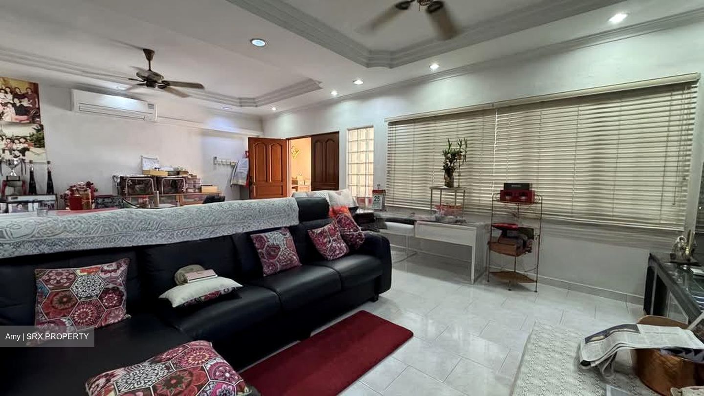 Mandarin Park (D21), Terrace #558038311